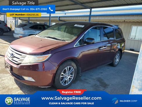 Used 2011 Honda Odyssey EX image 1
