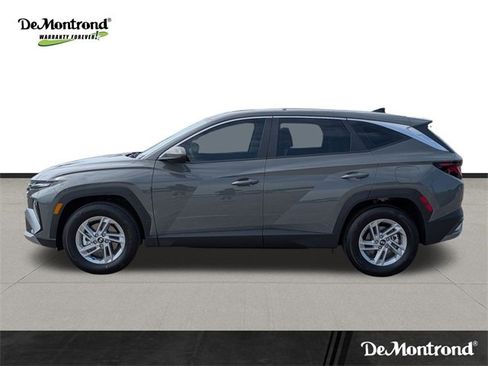 New 2026 Hyundai Tucson SE image 8