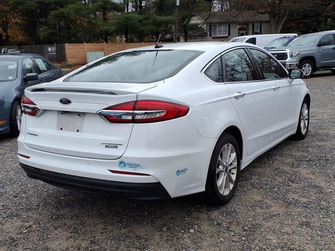 Used 2020 Ford Fusion Energi Titanium image 5