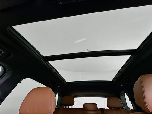 Used 2022 BMW X5 xDrive40i w/ M Sport Package image 23