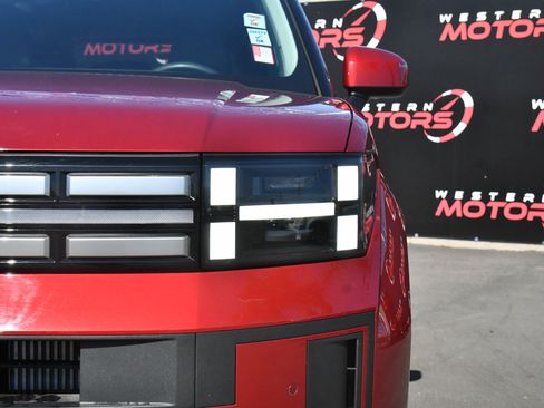 Used 2024 Hyundai Santa Fe SEL image 11