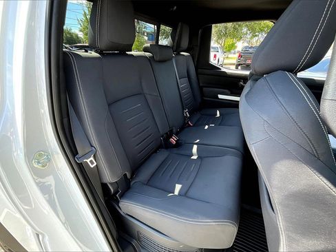 Used 2024 Toyota Tacoma TRD Off-Road image 22