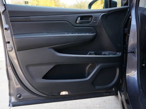 Certified 2025 Honda Odyssey EX-L image 37