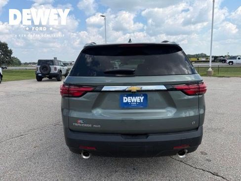 Used 2023 Chevrolet Traverse LT AWD/4WD image 12