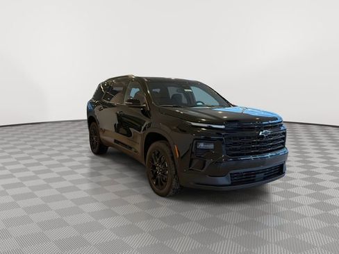 New 2026 Chevrolet Traverse LT w/ Midnight/Sport Edition FWD image 2