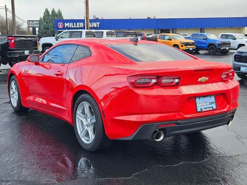 Used 2023 Chevrolet Camaro LT image 4