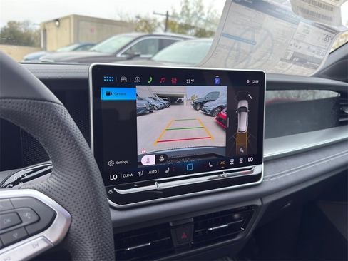 New 2026 Volkswagen Tiguan SE R-Line image 22