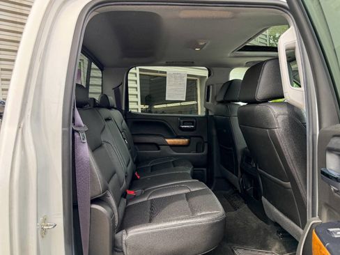 Used 2017 Chevrolet Silverado 1500 LTZ w/ Sport Package AWD/4WD image 15