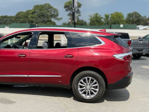Used 2024 Buick Enclave Premium AWD/4WD image 12