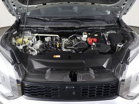 Used 2024 Mitsubishi Outlander SE Black Edition image 22