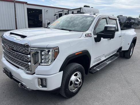Used 2021 GMC Sierra 3500 Denali w/ Denali Ultimate Package AWD/4WD image 6
