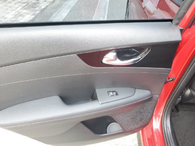 Certified 2023 Kia Forte GT FWD image 11