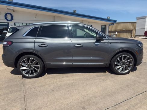 Used 2023 Lincoln Nautilus Reserve w/ Equipment Group 202A AWD/4WD image 5