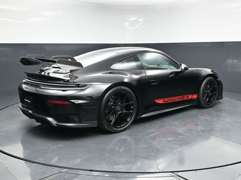 Certified 2025 Porsche 911 GT3 RWD image 8