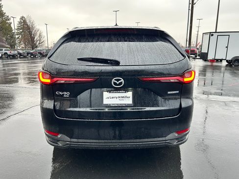 Used 2025 MAZDA CX-90 Plug-In Hybrid w/Premium Sport image 4