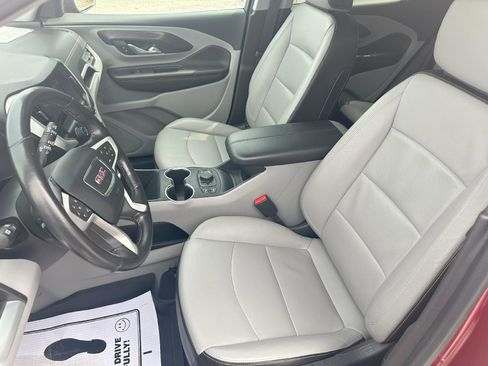 Used 2020 GMC Terrain SLT w/ Preferred Package image 16