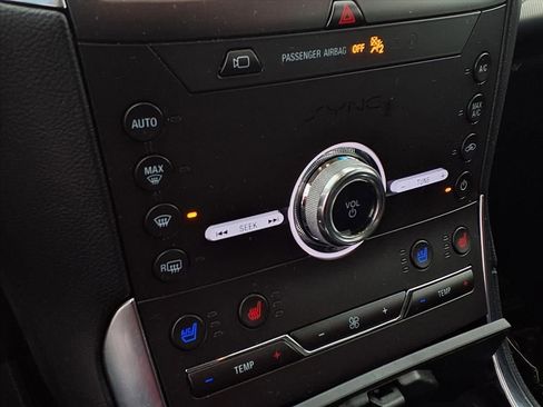 Used 2020 Ford Edge Titanium w/ Equipment Group 301A image 10