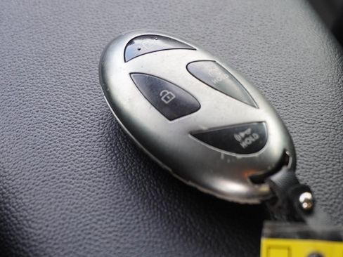 Used 2024 Hyundai Elantra SEL w/ Convenience Package FWD image 16