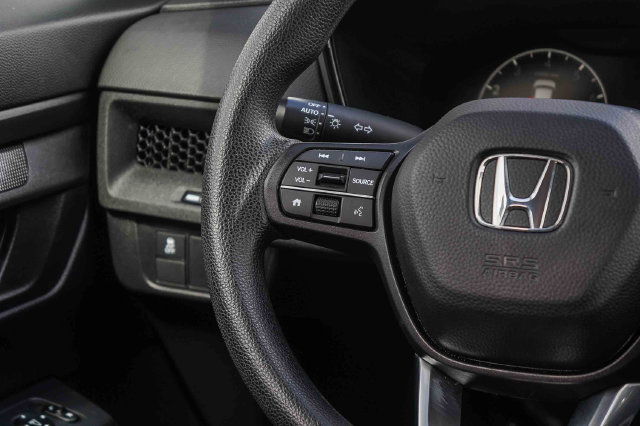 Used 2025 Honda CR-V LX image 19