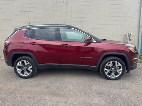 Used 2021 Jeep Compass Limited AWD/4WD image 3