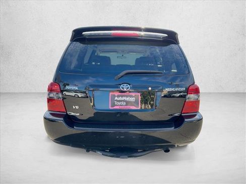 Used 2004 Toyota Highlander 2WD V6 image 7