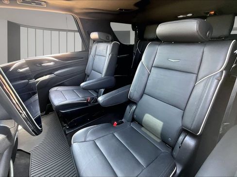 Used 2023 Cadillac Escalade Sport w/ LPO, ONYX Package RWD image 27