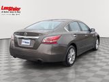 Used 2015 Nissan Altima 2.5 SV w/ Convenience Package image 5