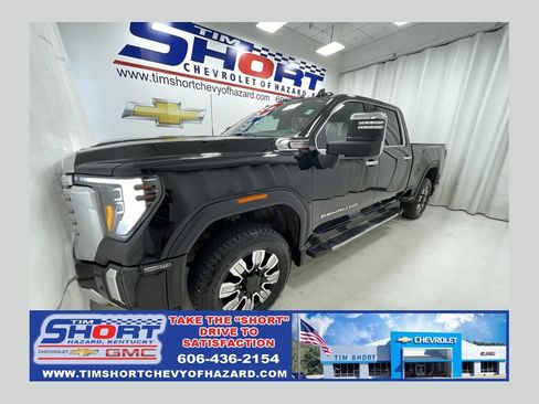Used 2026 GMC Sierra 2500 Denali w/ Denali Reserve Package AWD/4WD image 1