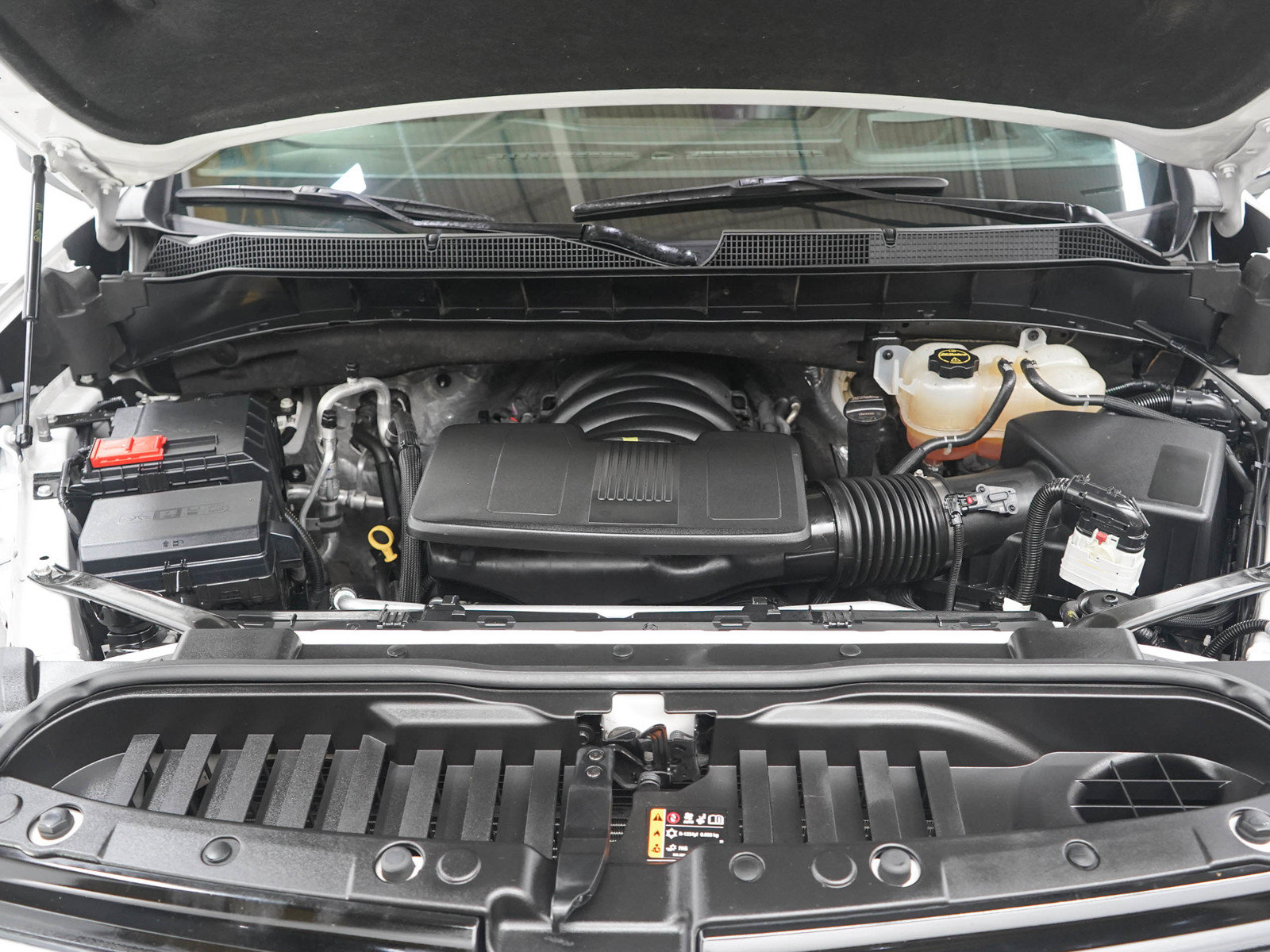 Used 2025 Chevrolet Silverado 1500 High Country AWD/4WD image 30