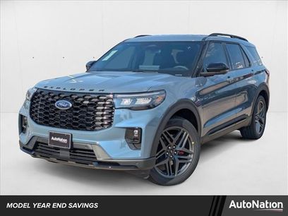 New 2025 Ford Explorer ST-Line w/ Premium Package