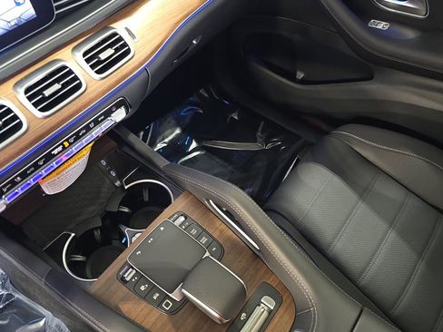 New 2026 Mercedes-Benz GLS 450 4MATIC image 29