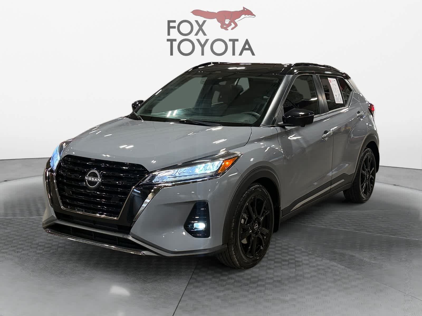 Used 2023 Nissan Kicks SR FWD image 1