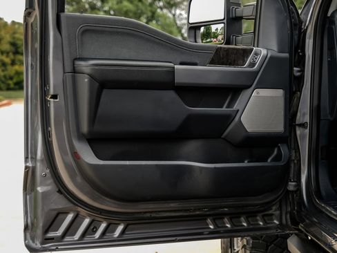 Used 2023 Ford F250 Lariat w/ Lariat Ultimate Package image 93