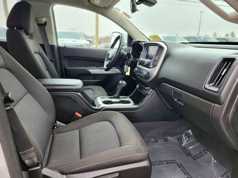 Used 2019 Chevrolet Colorado LT w/ LT Convenience Package image 9