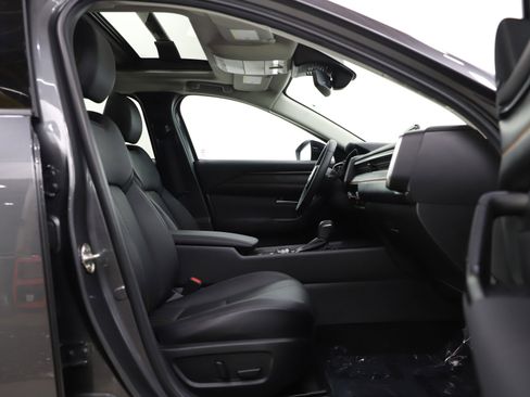 Certified 2025 MAZDA CX-50 AWD 2.5 Hybrid w/ Premium Pkg image 11