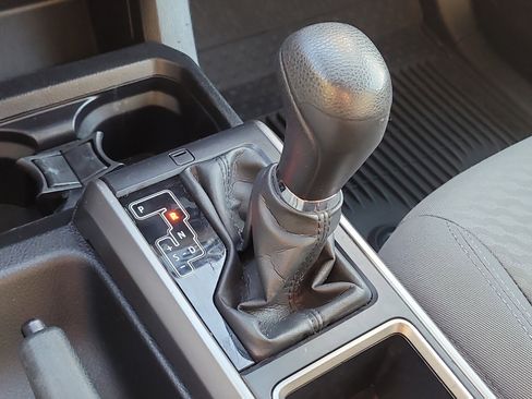 Used 2022 Toyota Tacoma SR5 image 26