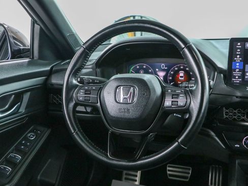 Used 2024 Honda Accord Sport image 12