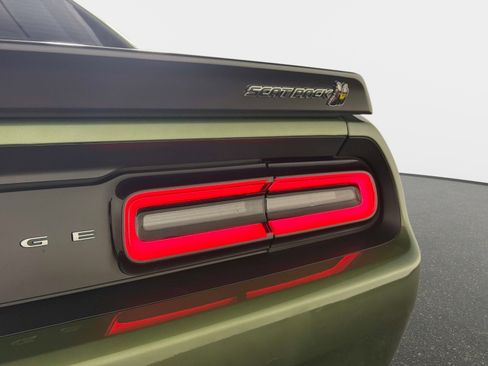 Used 2023 Dodge Challenger R/T Scat Pack RWD image 15