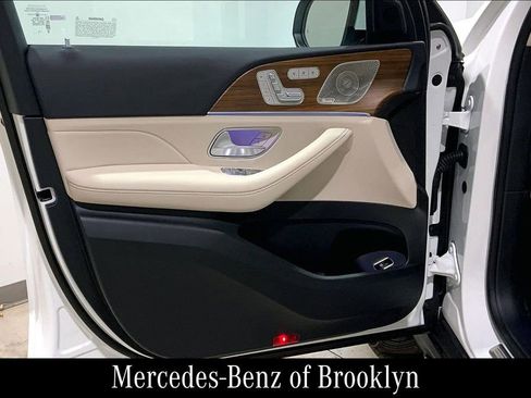 Used 2025 Mercedes-Benz GLE 350 4MATIC image 23