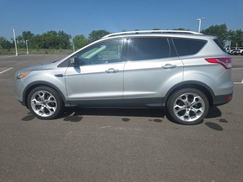 Used 2016 Ford Escape Titanium w/ Equipment Group 301A FWD image 16