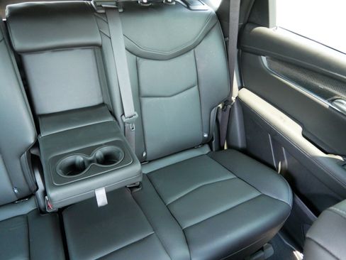 Used 2024 Cadillac XT5 Sportv w/ LPO, Floor Liner Package AWD/4WD image 12