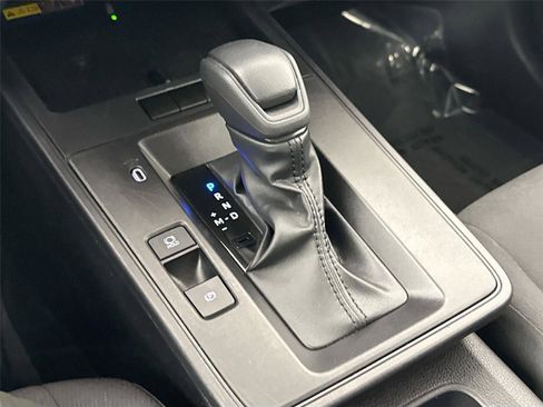Certified 2026 Toyota Corolla Cross LE FWD image 25