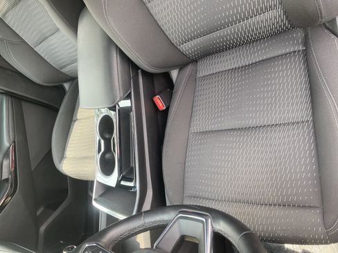 Used 2025 Chevrolet Equinox LT AWD/4WD image 14