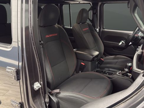 Used 2021 Jeep Wrangler Unlimited Rubicon AWD/4WD image 23