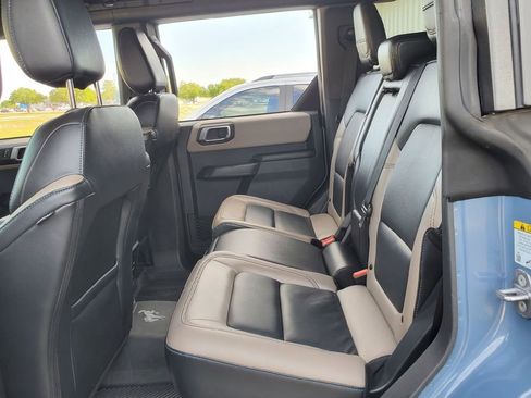 Used 2024 Ford Bronco Wildtrak AWD/4WD image 28