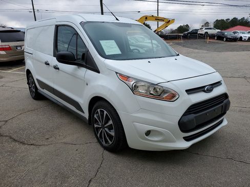 Used 2017 Ford Transit Connect XLT image 12