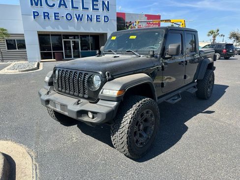 Used 2020 Jeep Gladiator Sport w/ Quick Order Package 24S image 2
