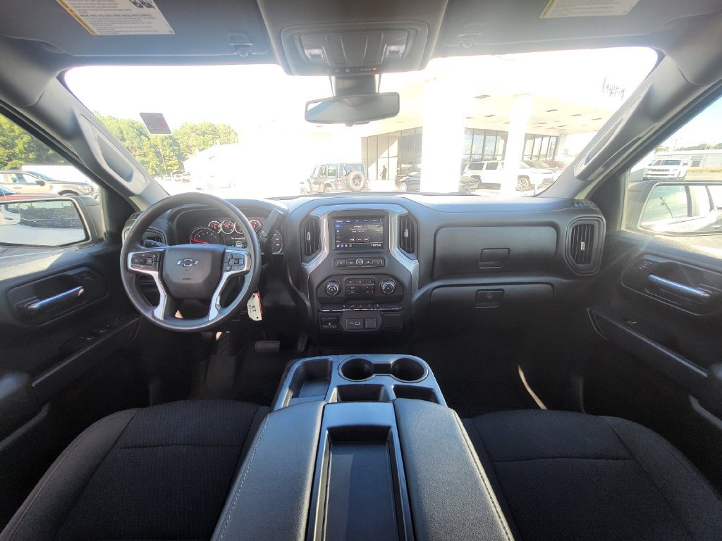 Used 2022 Chevrolet Silverado 1500 Custom Trail Boss w/ Safety Confidence Package AWD/4WD image 13