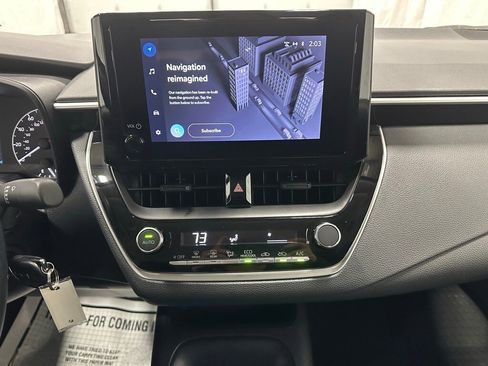 Used 2025 Toyota Corolla LE image 24