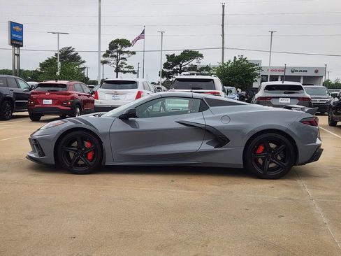Used 2024 Chevrolet Corvette Stingray Preferred Conv w/ Z51 Performance Package RWD image 5